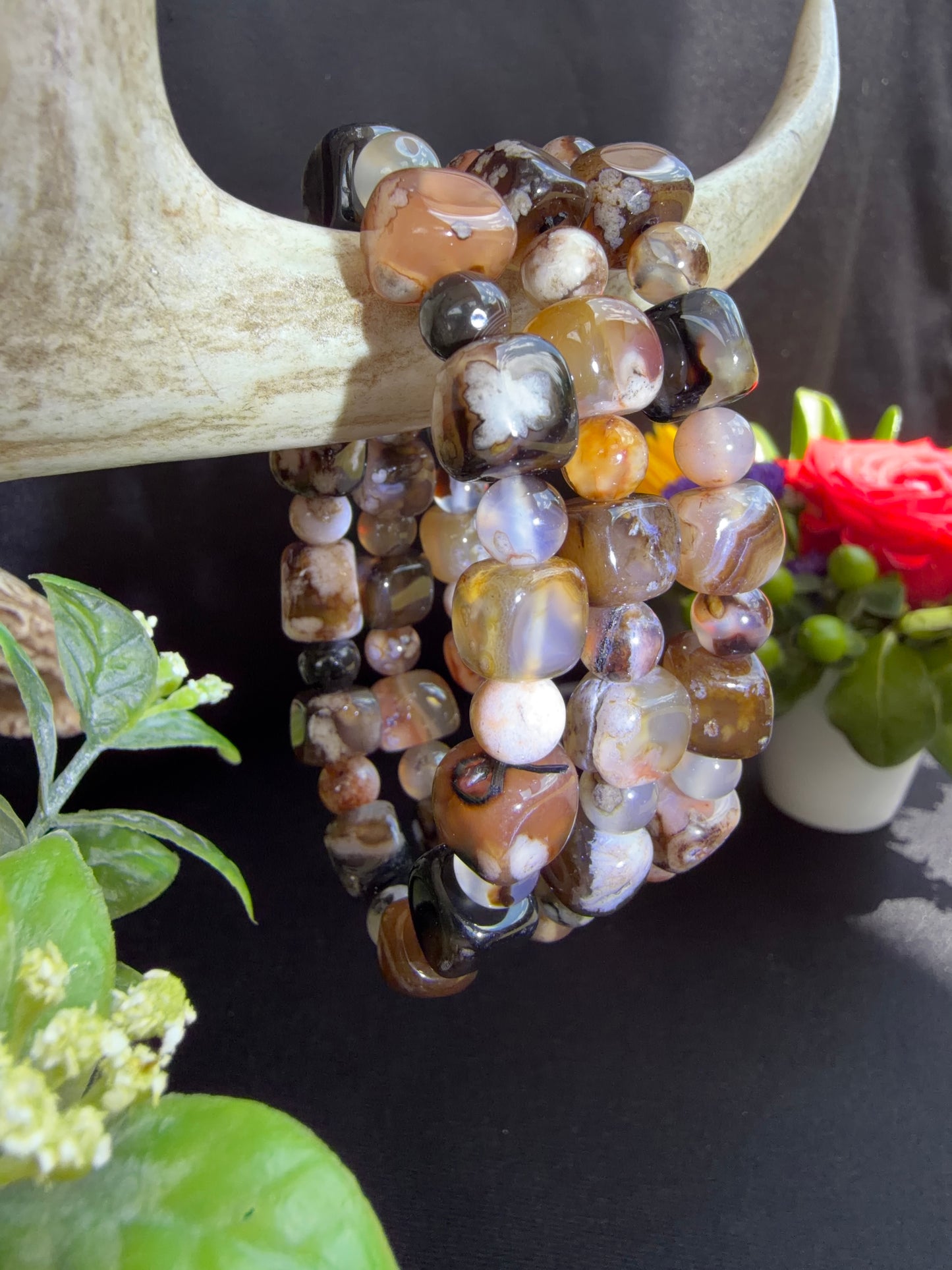 Black Flower Agate Bracelets