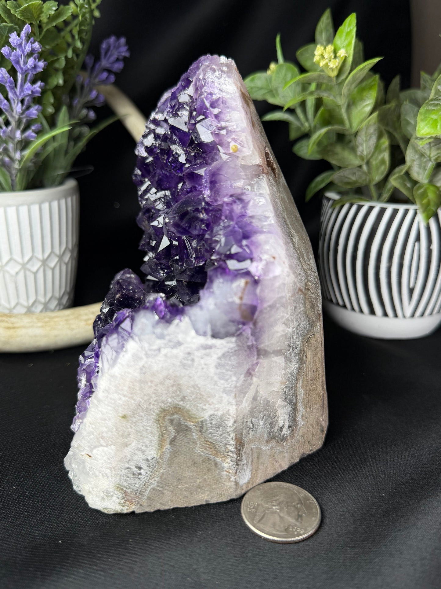 Uruguayan Amethyst Cut Base CC