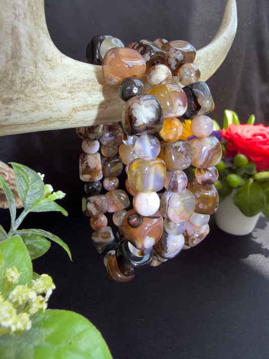 Black Flower Agate Bracelets