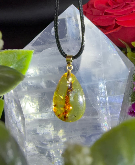 Amber Pendant