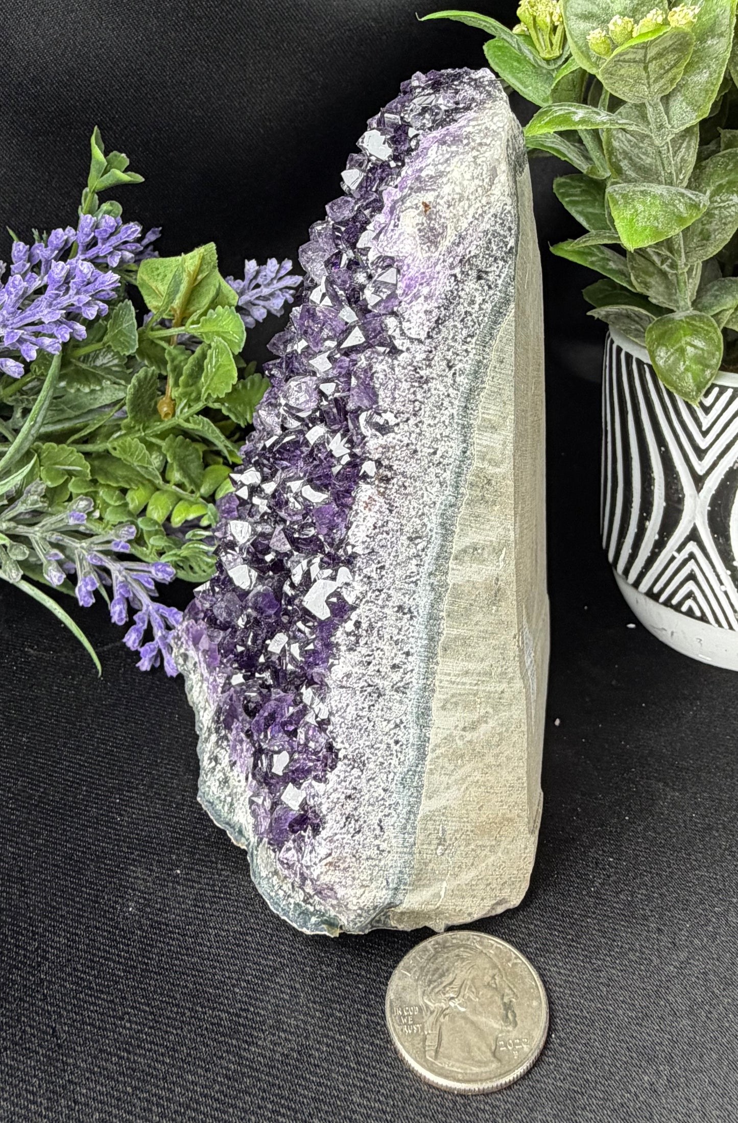 Uruguayan Amethyst Cut Base W