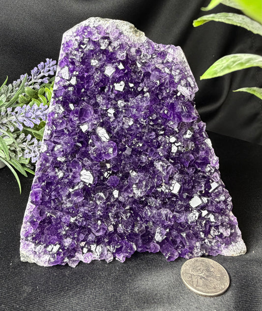 Uruguayan Amethyst Cut Base R
