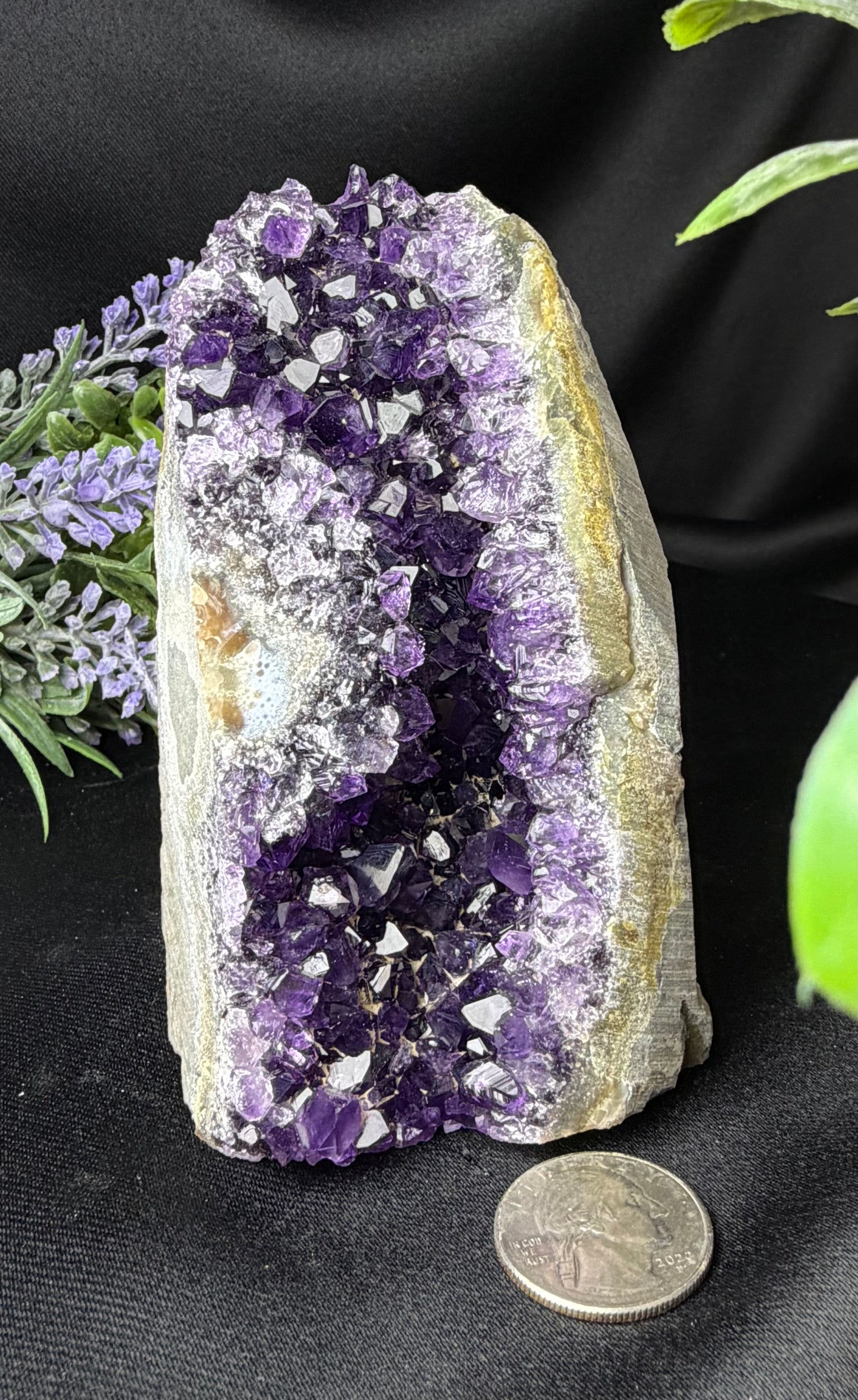 Uruguayan Amethyst Cut Base Q
